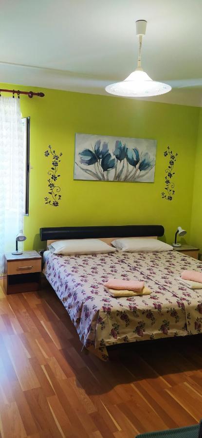Apartman Jadranka Veli Losinj Bagian luar foto